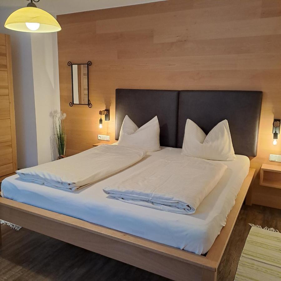 Lizzi Mountain Apartments 슈방가우 외부 사진