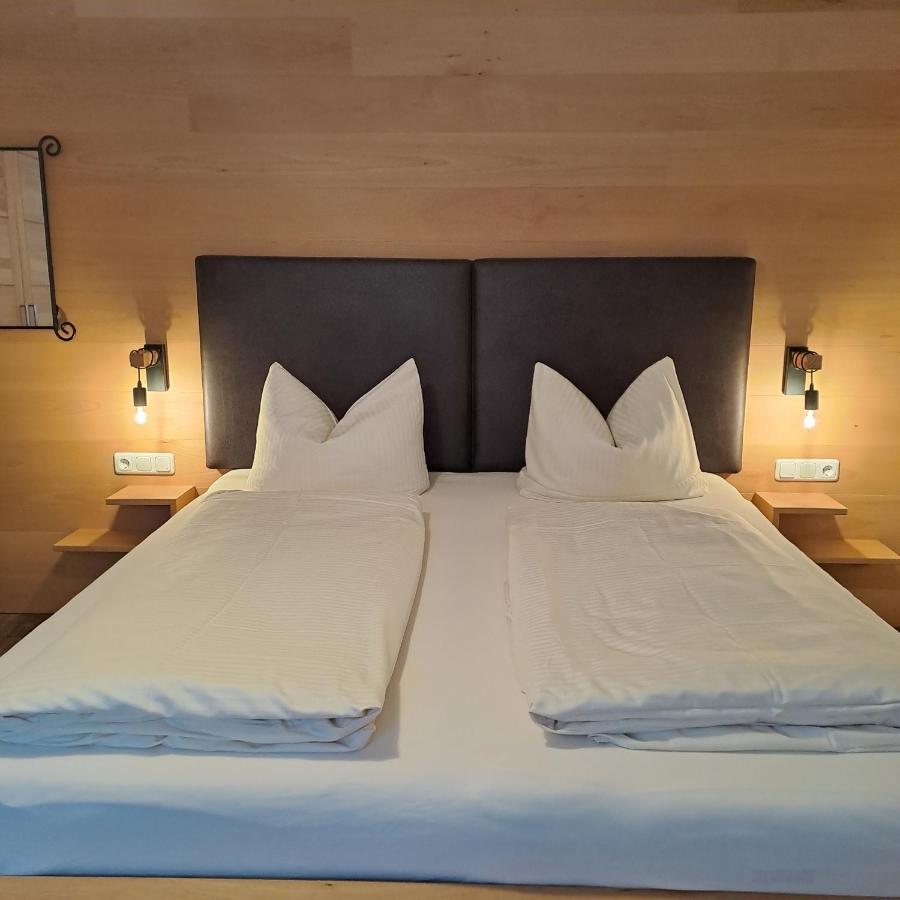 Lizzi Mountain Apartments 슈방가우 외부 사진